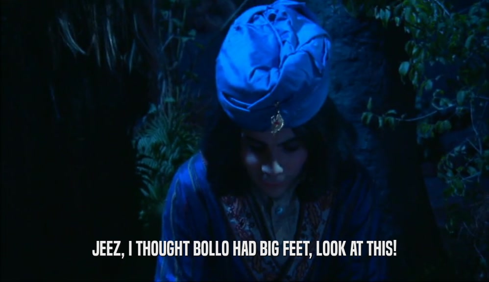 JEEZ, I THOUGHT BOLLO HAD BIG FEET, LOOK AT THIS!  