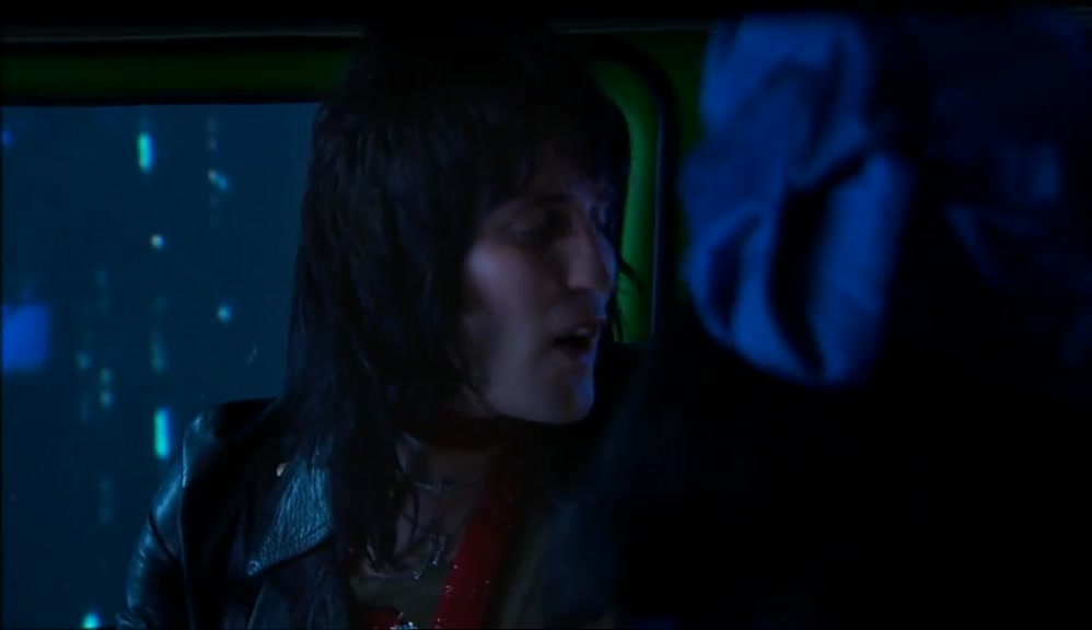 - UH. WHAT ARE WE GOING TO DO? PINEY RIDGE IS ABOUT 5 HOURS AWAY ON FOOT. - MINI CAB? 