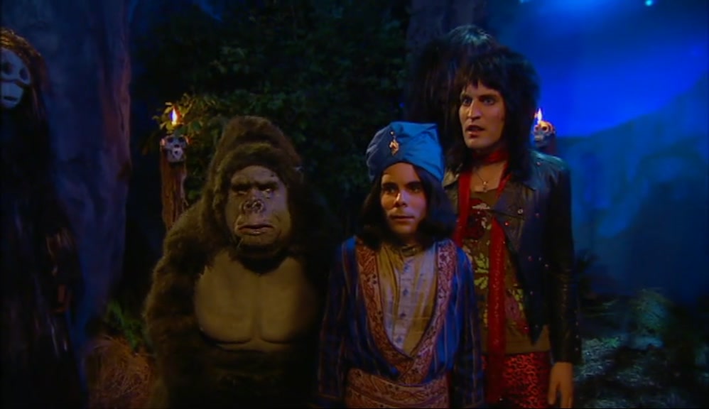 - WE THOUGT YOU'VE BEEN KILLED! - WHAT? BY THESE GUYS? THEY'RE PEACEFUL. 