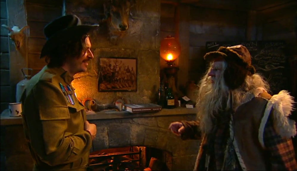 - YEAH, HOWARD MOON. - HELLO! -WELL HELLO. 