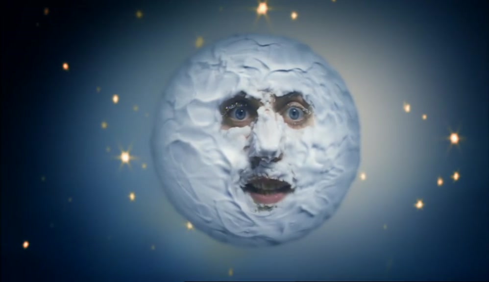 AND HE LOOK IN THE TUBE  