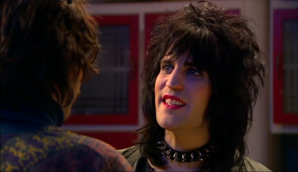 -IT'S A BIT THIN, ISN'T IT? -IT'S NOT THIN, IT'S FINE. 