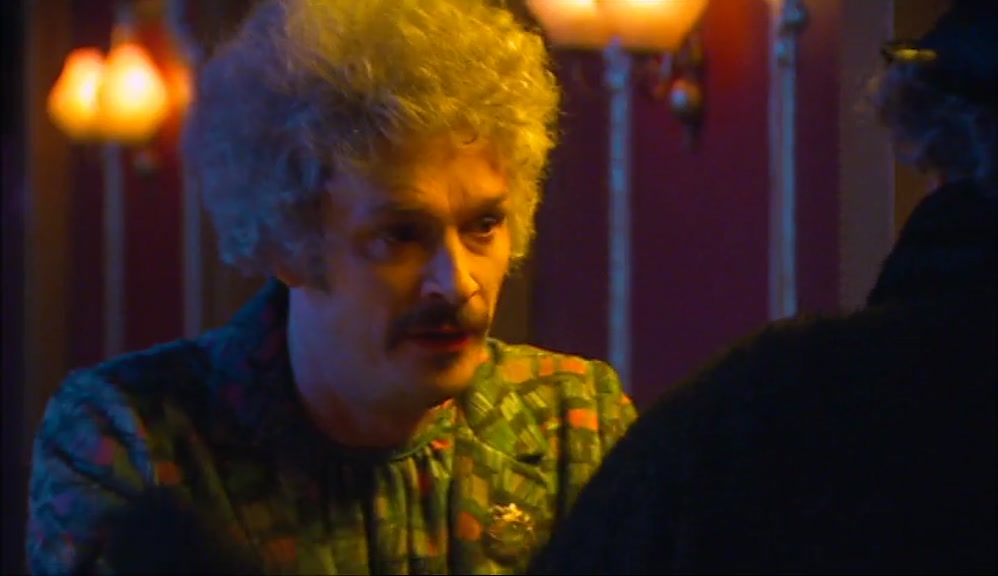 -HOUSE! -WE HAVE A WINNER. 