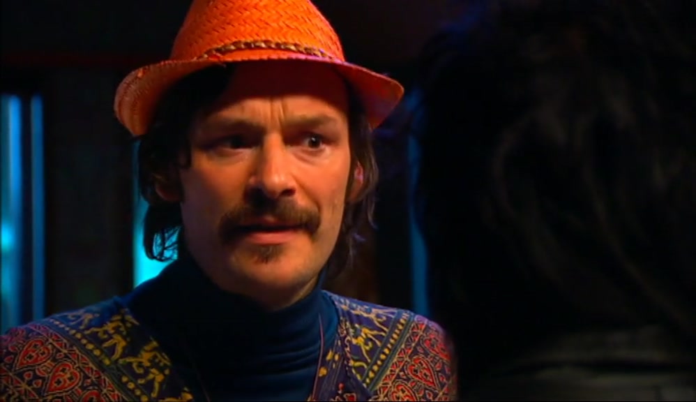 YEAH, YOU CAN BLAG ALL THAT INTERNAL STUFF. I'M TALKING ABOUT THE LOOK, YOU KNOW. 
