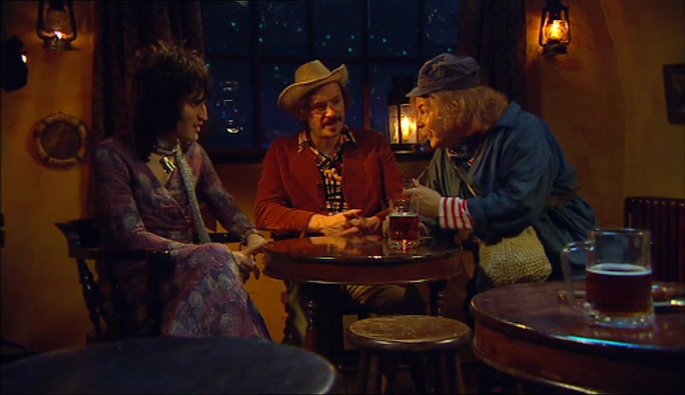 -I'M RAMSEY. -RAMSEY. HOWARD MOON. 