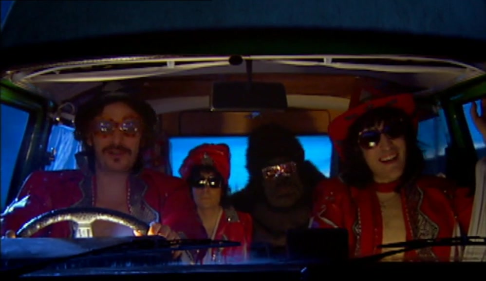 -WE'RE GOING TO BRING THE FUNK BACK TO LONDON. -NOTHING CAN STOP US NOW. 