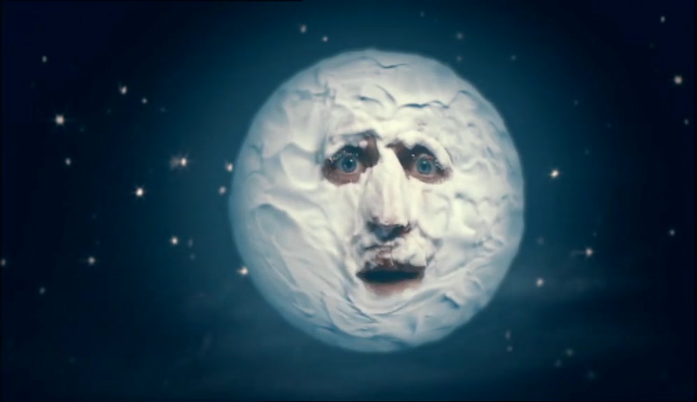 I'M THE MOON. I QUITE LIKE TO.... I'M LONELY IN THE MOON. 