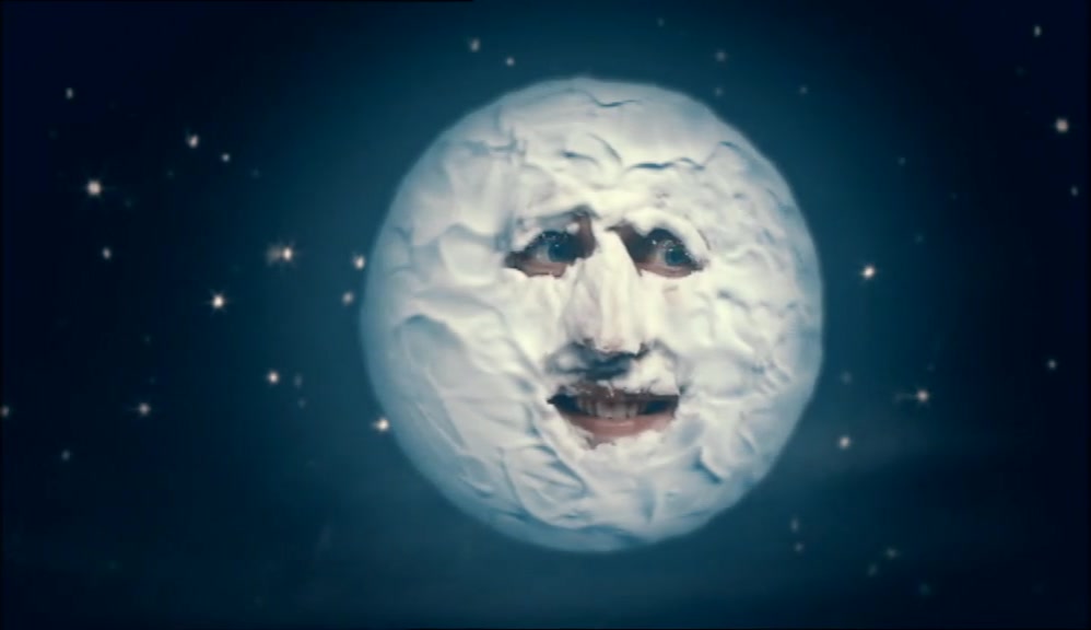 I'M THE MOON. I QUITE LIKE TO.... I'M LONELY IN THE MOON. 