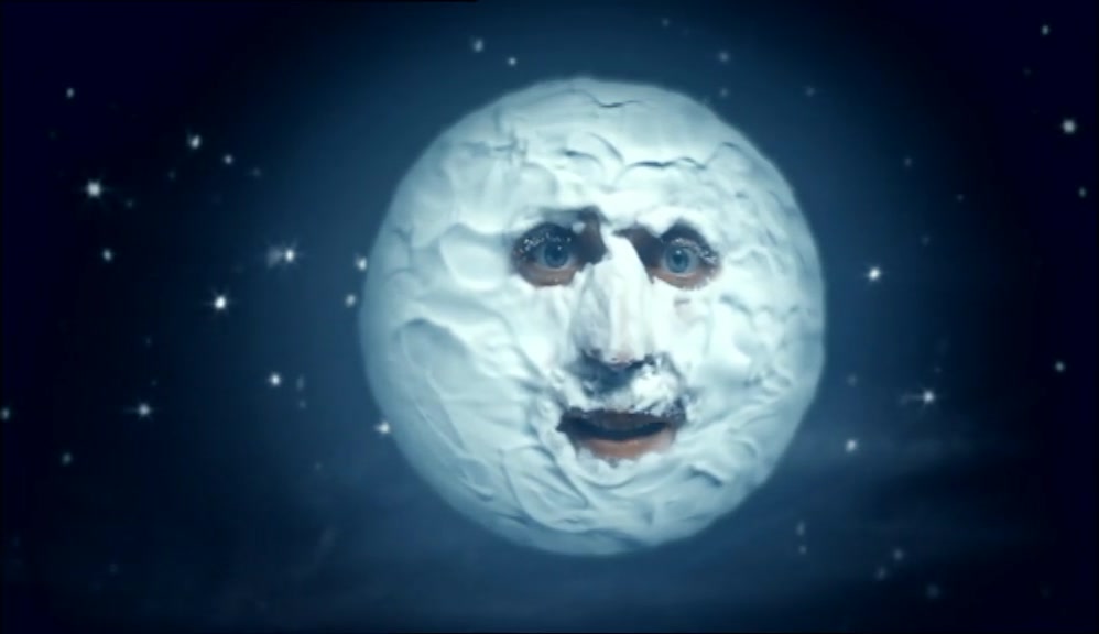 IF YOU ARE A MOON, YOU DON'T HAVE A MIRROR SO YOU HAVE TO.... 