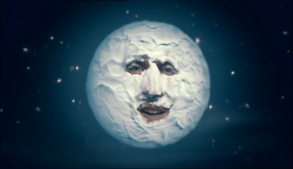 BUT I THINK FOR THE MOON IT'S GOOD TO HAVE YOUR OWN SPACE. 