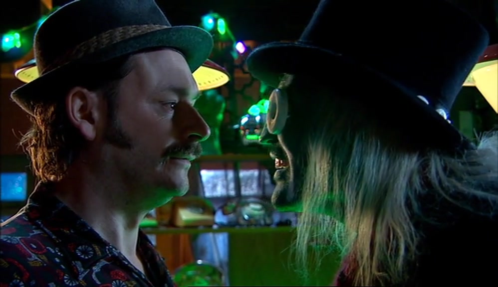 A THOUSAND EUROS BY MIDNIGHT OR I'LL SET ME EELS ON YOU AGAIN. 