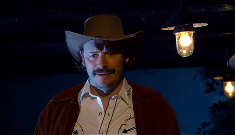 ONCE I'VE GOT THE MONEY, I'LL LEG IT, MEET YOU BACK AT THE SHOP IN 15 MINUTES. 