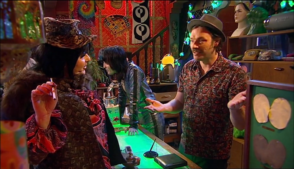 - YOU HAVE A VERY SMOOTH PITCH. - THANK YOU VERY MUCH. 
