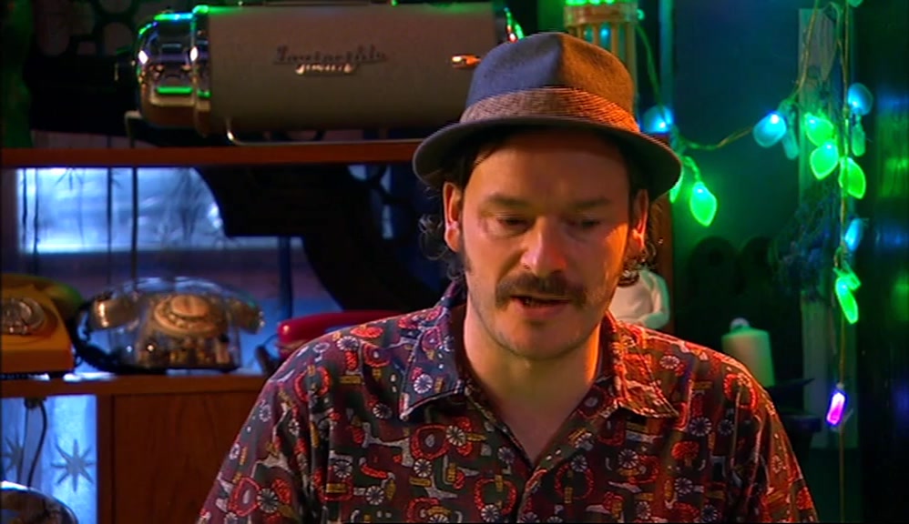 - BECAUSE HE'S A SPY. - HE WORKS IN THE LASER COPY CENTRE. 