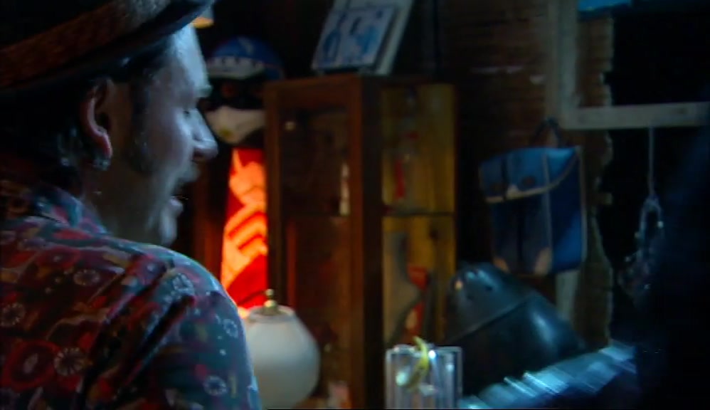 - HE'S NOT ANSWERING. - LET ME RING HIM. 