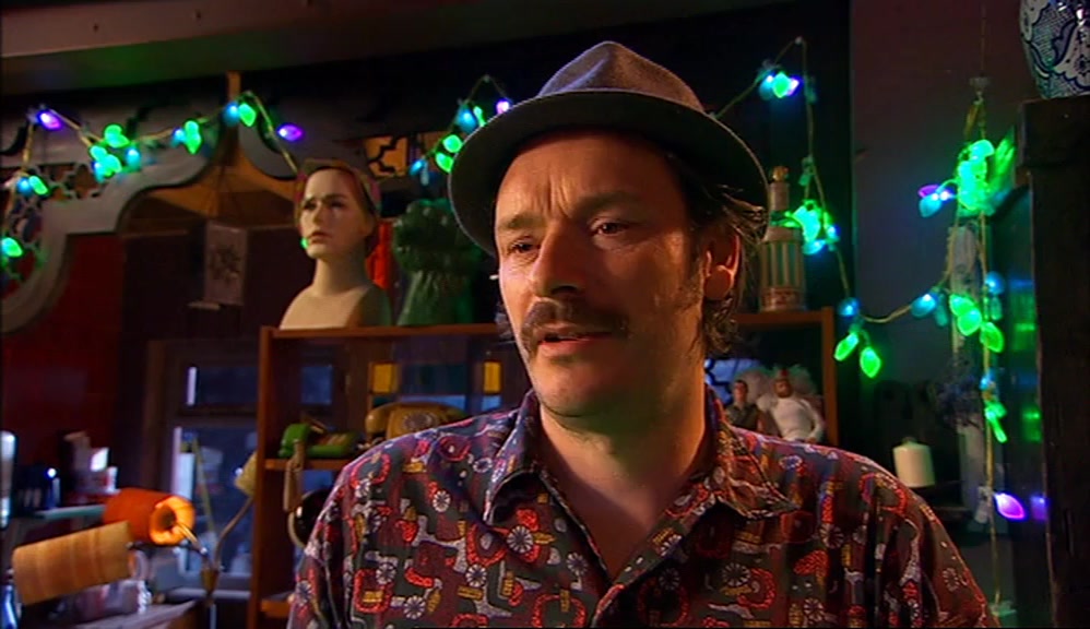 COME ON, LOVE-MONKEY. YOU LIKE WHAT YOU SEE, DON'T YOU? 