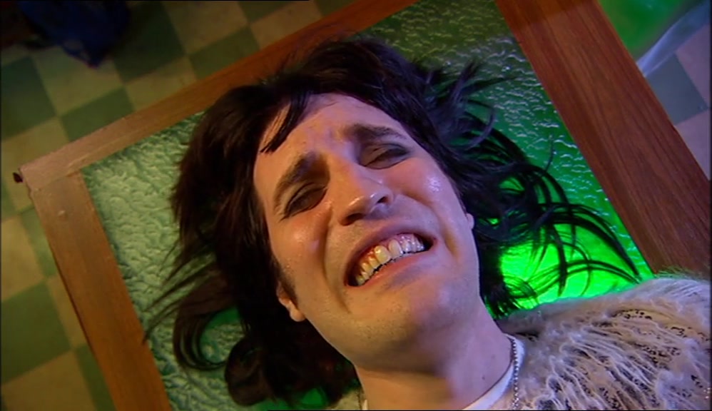 - IGGY'S WORKING IN TESCO METRO. - (WAILS) 