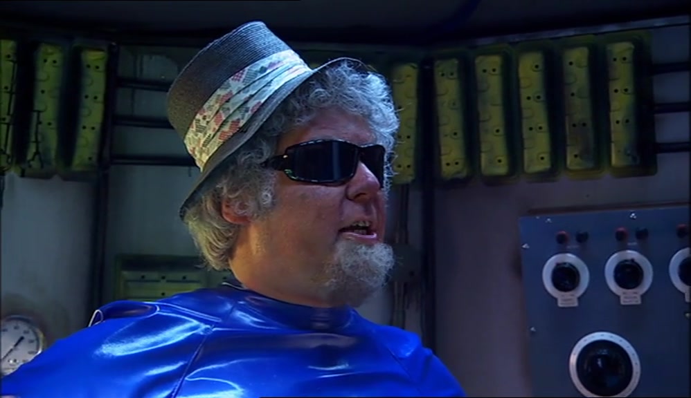 - YOU'VE GOT TO STAB IT STRAIGHT IN THE NUCLEUS. - JUST THROW ME THE DAMN HARPOON, HONKY! 