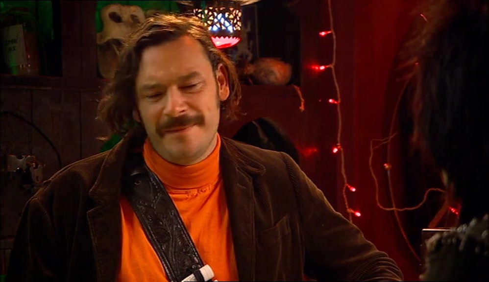 - YOU SHOULD NICK OF ROUND THE BACK. - I'M NOT NIPPING OF ROUND THE BACK. 
