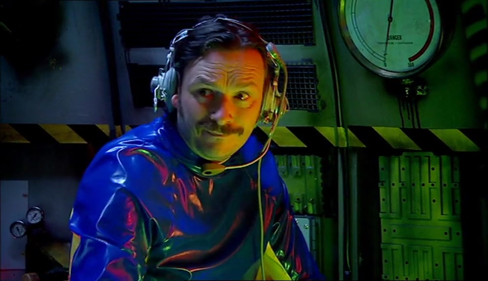 - CHECK. - NOW CHECK THE BATHYSCOPE. 
