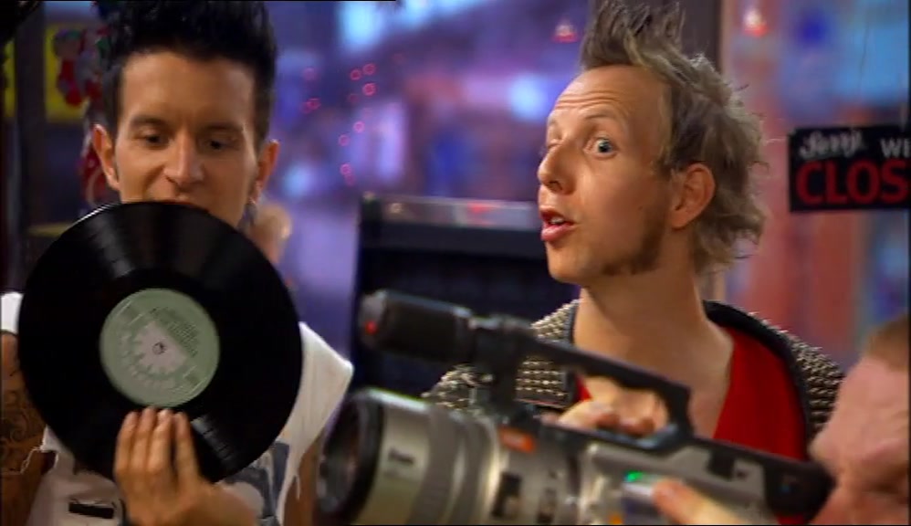 - COULD IT FLY? - IT'S IN THE MODERN AIR! 