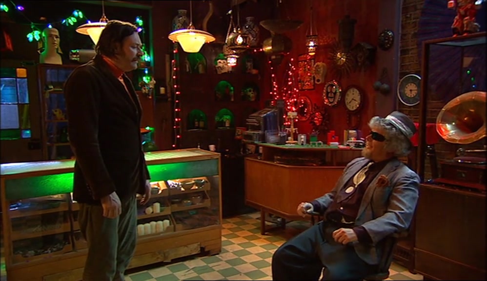 - YOU BRING THAT ROCKING CHAIR WITH YOU? - IT'S A FOLDAWAY. I TAKE IT EVERYWHERE. 