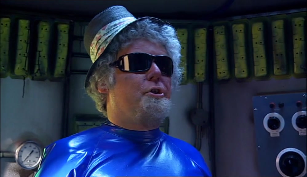 - YOU'VE GOT TO STAB IT STRAIGHT IN THE NUCLEUS. - JUST THROW ME THE DAMN HARPOON, HONKY! 