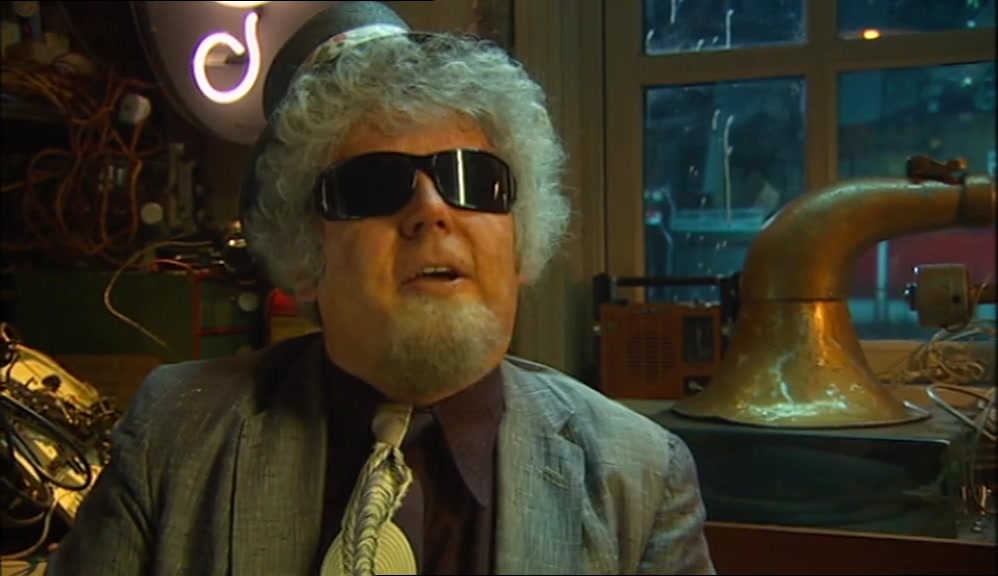 HERE, LET ME DEMONSTRATE. THROW ME THAT SPANNER, HOWARD. 