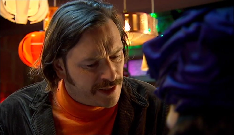 - HE'S SAYING HE DID EAT A PIECE OF THAT RECORD. - # SIBBA-DAGGER-DO 
