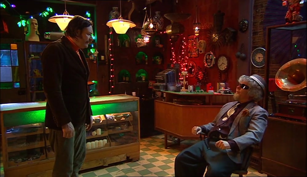 - YOU BRING THAT ROCKING CHAIR WITH YOU? - IT'S A FOLDAWAY. I TAKE IT EVERYWHERE. 