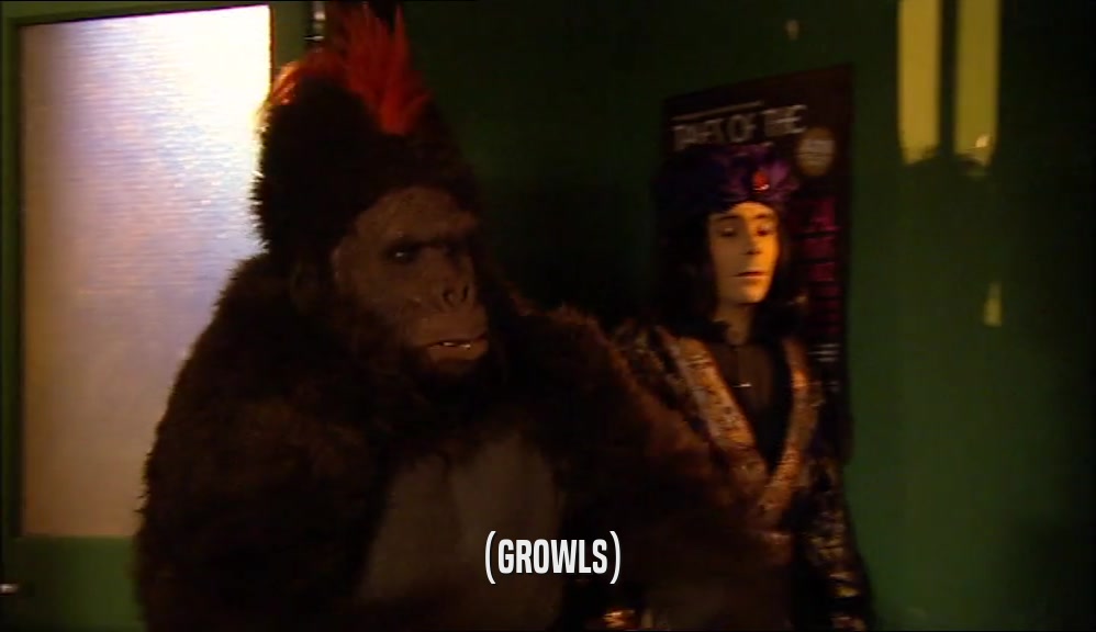 (GROWLS)  