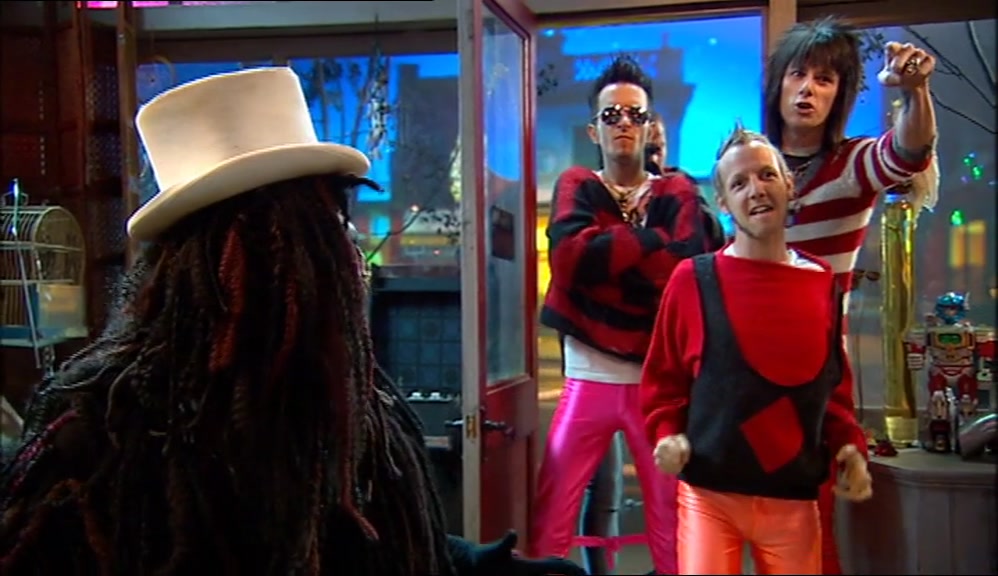 - (MICKY) OH, THERE HE IS. - WE'RE GONNA KILL YOU. 