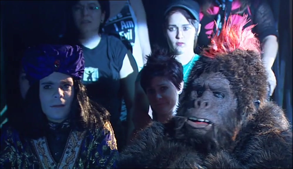 - I'M GONNA KILL VINCE. - GET OF! 