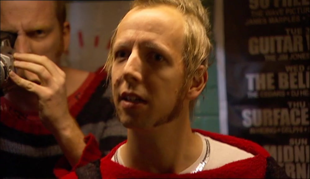 (GROWLS)  