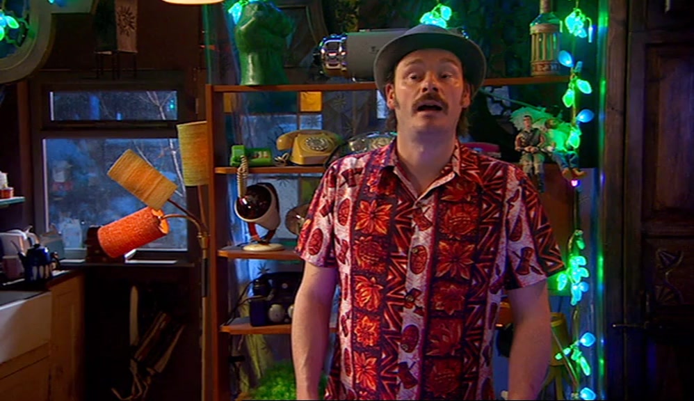 - ALL RIGHT, HOWARD? - AND YOU ARE? 