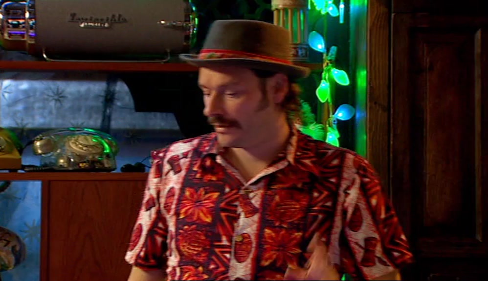 UM... YOU LIKE PRESENTS, DON'T YOU, VINCE? YEAH? JUST SO HAPPENS I'VE GOT YOU ONE. 
