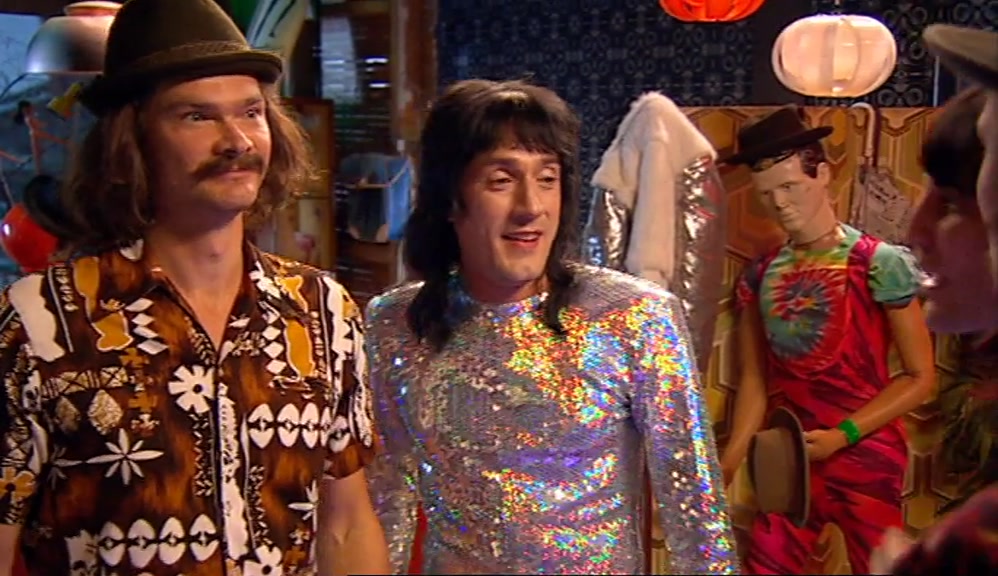- I'LL COME AT YOU! YOU DON'T COME AT ME! - YEAH! HOWARD COMES AT PEOPLE, NOT YOU! 