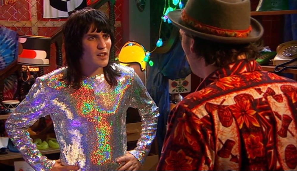- SO? - YOU'RE MY ACCESSORY, LIKE A BELT OR A BAG. 