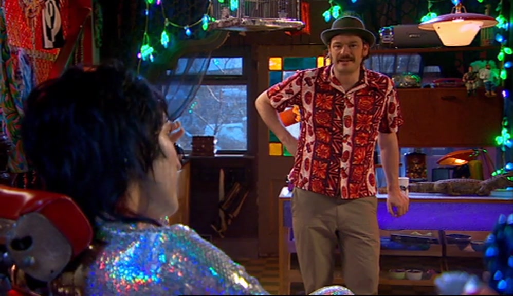 - I HAD TO GET MY FACE COPYRIGHTED. - OH, BIG DEAL, SOMEONE'S COPYING YOU. 