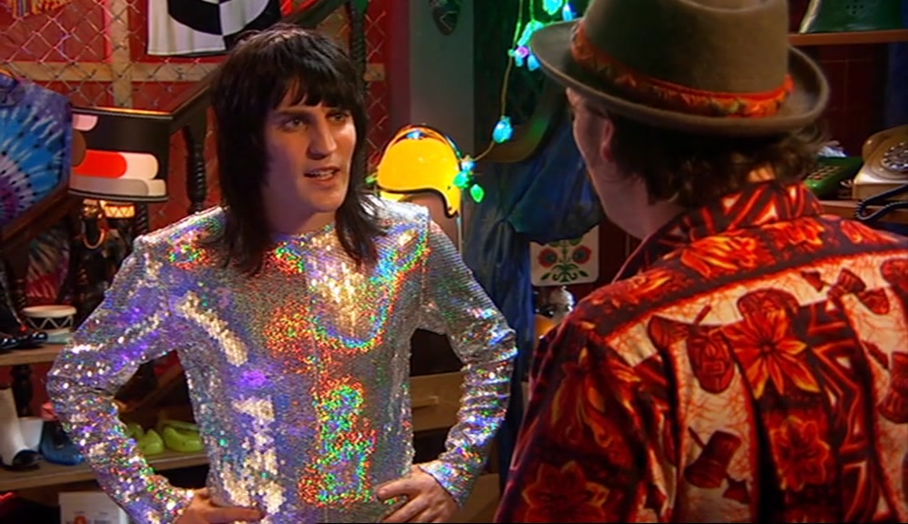 - SO? - YOU'RE MY ACCESSORY, LIKE A BELT OR A BAG. 