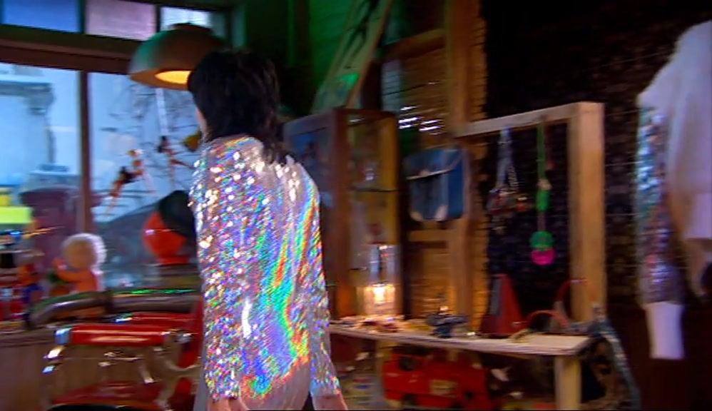 - NO. - NO? YOUR PYJAMAS TURNED INTO NITROGEN? 