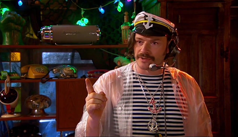 - WHAT ARE WE GOING TO DO, HOWARD? - CALM DOWN. WE HAVE TO BE LOGICAL, OK? 
