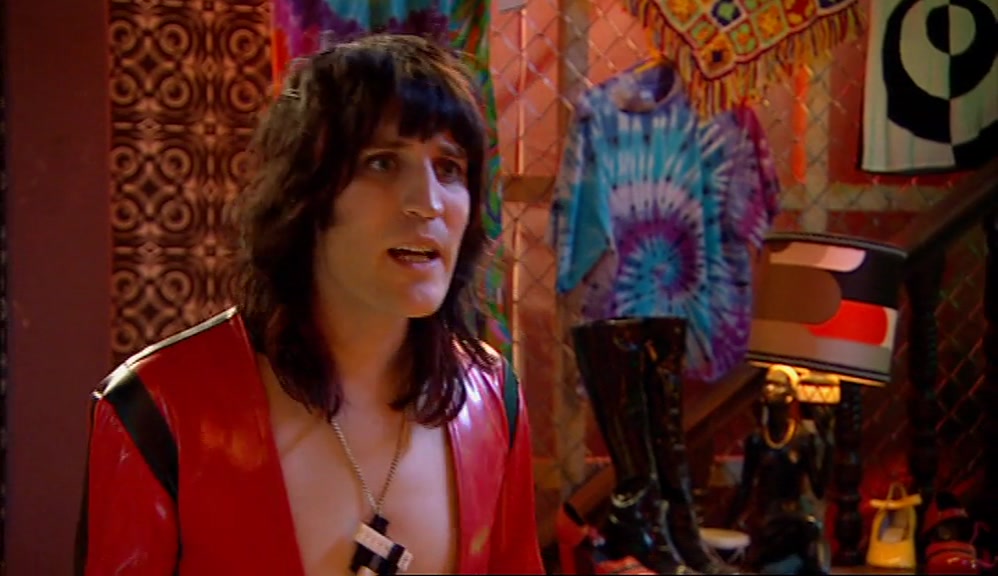 WHOA! I DON'T WANNA RUN THIS SHOP ON MY OWN. NO WAY! ME AND HOWARD ARE A TEAM. 