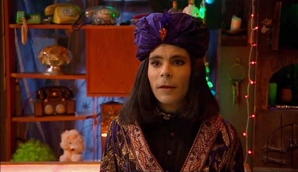 - HEY, NABOO, IS THIS DRY-CLEAN ONLY? - VINCE! 