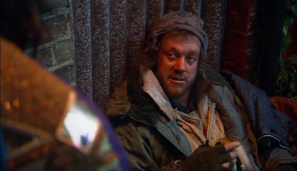 - WHAT BRINGS YOU TO THIS PART OF TOWN? - I'M LOOKING FOR MY MATE. 