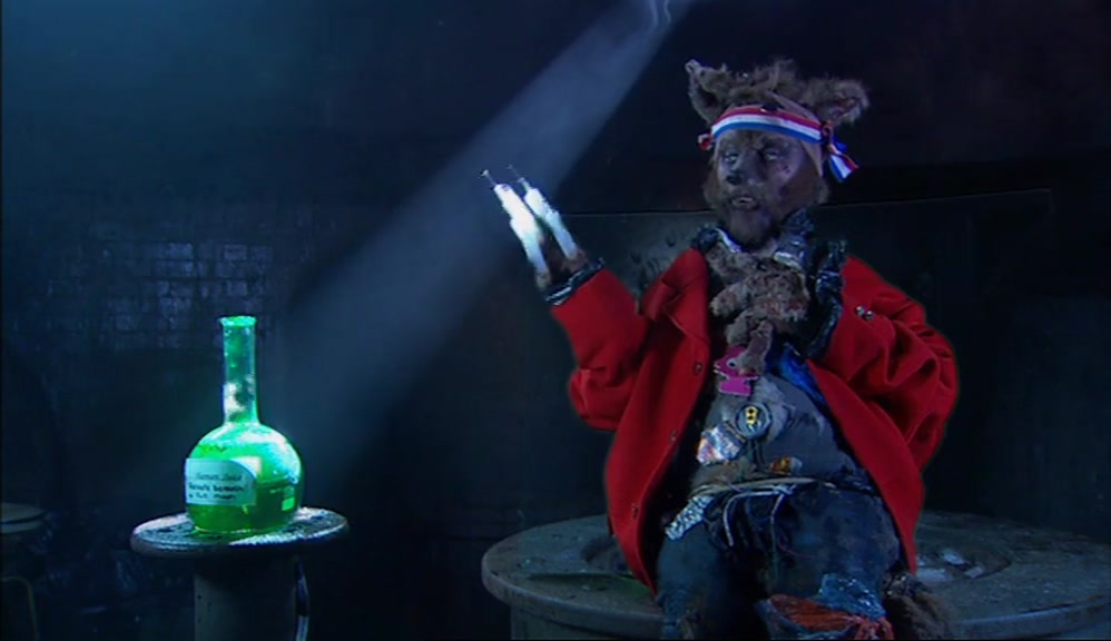 I'M A FULL MOON, YEAH, MAKING ALL THE JUICE ACTIVATED. 