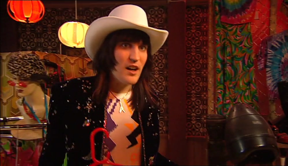 - GOT ME A PRESENT, THEN, HAVE YOU? - UH... I'VE ORDERED IT FOR YOU. IT'S ON ITS WAY. 
