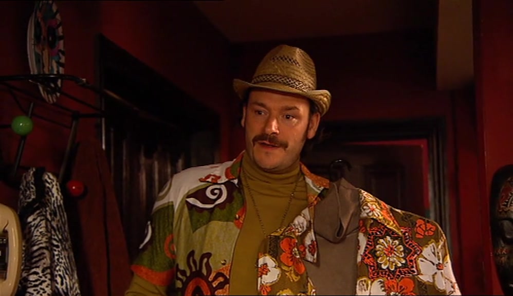 BUT WHAT IF I WENT FOR A FINER-GAUGE CORDUROY... UP AGAINST A MUFIN? 