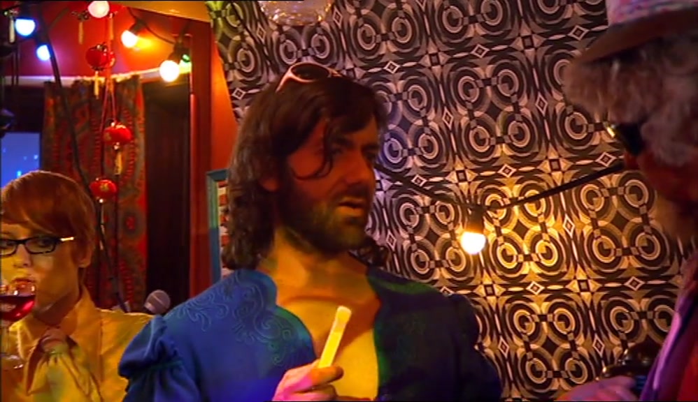 - THESE ALCOPOPS TASTE KINDA FUNNY. - IT'S A GLOWSTICK, YOU BERK! 