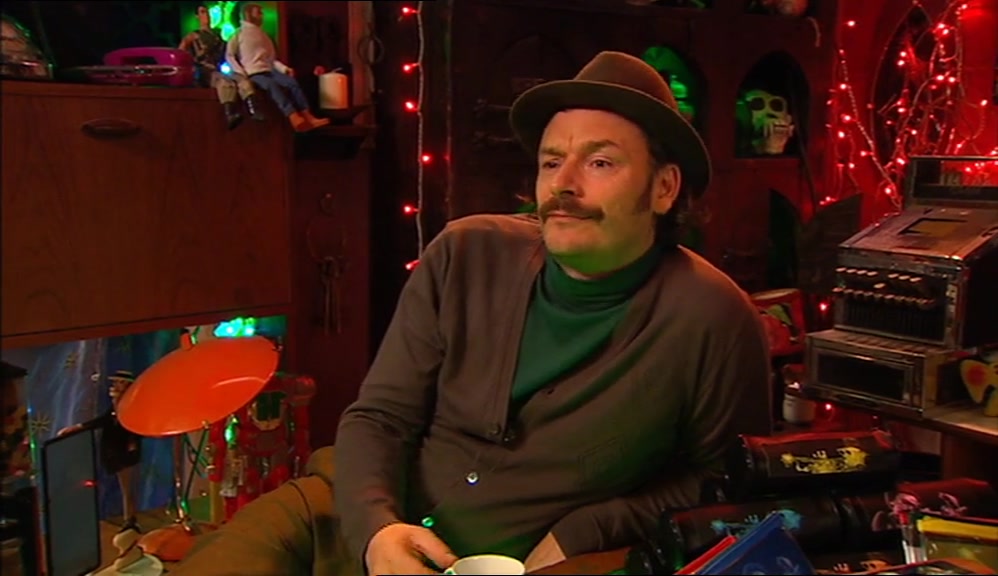 LET'S HAVE A MASSIVE PARTY THIS WEEKEND, CELEBRATE YOUR BIRTHDAY. IT'LL BE GENIUS. 